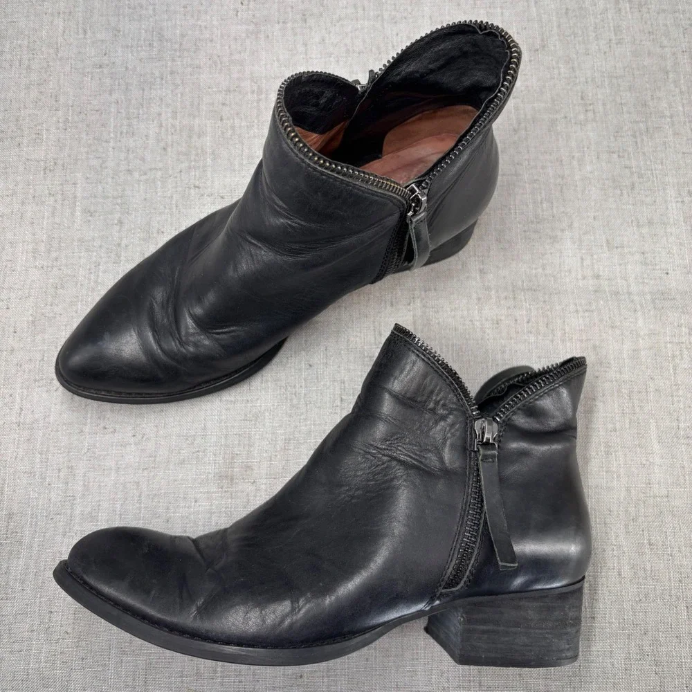 Jeffrey Campbell‎ Crockett Booties Black Leather Zipper Distressed Women's 7.5